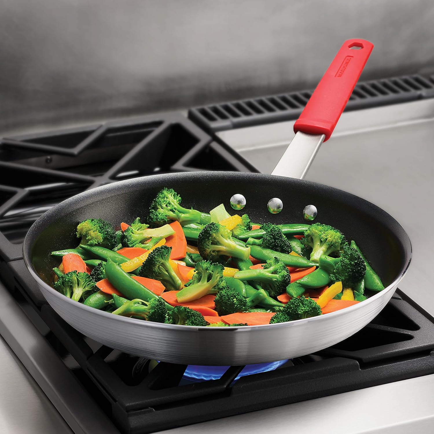 Tramontina Professional 12-Inch Heavy-Gauge Aluminum Nonstick Fry Pan - Reinforced Coating for Effortless Cooking